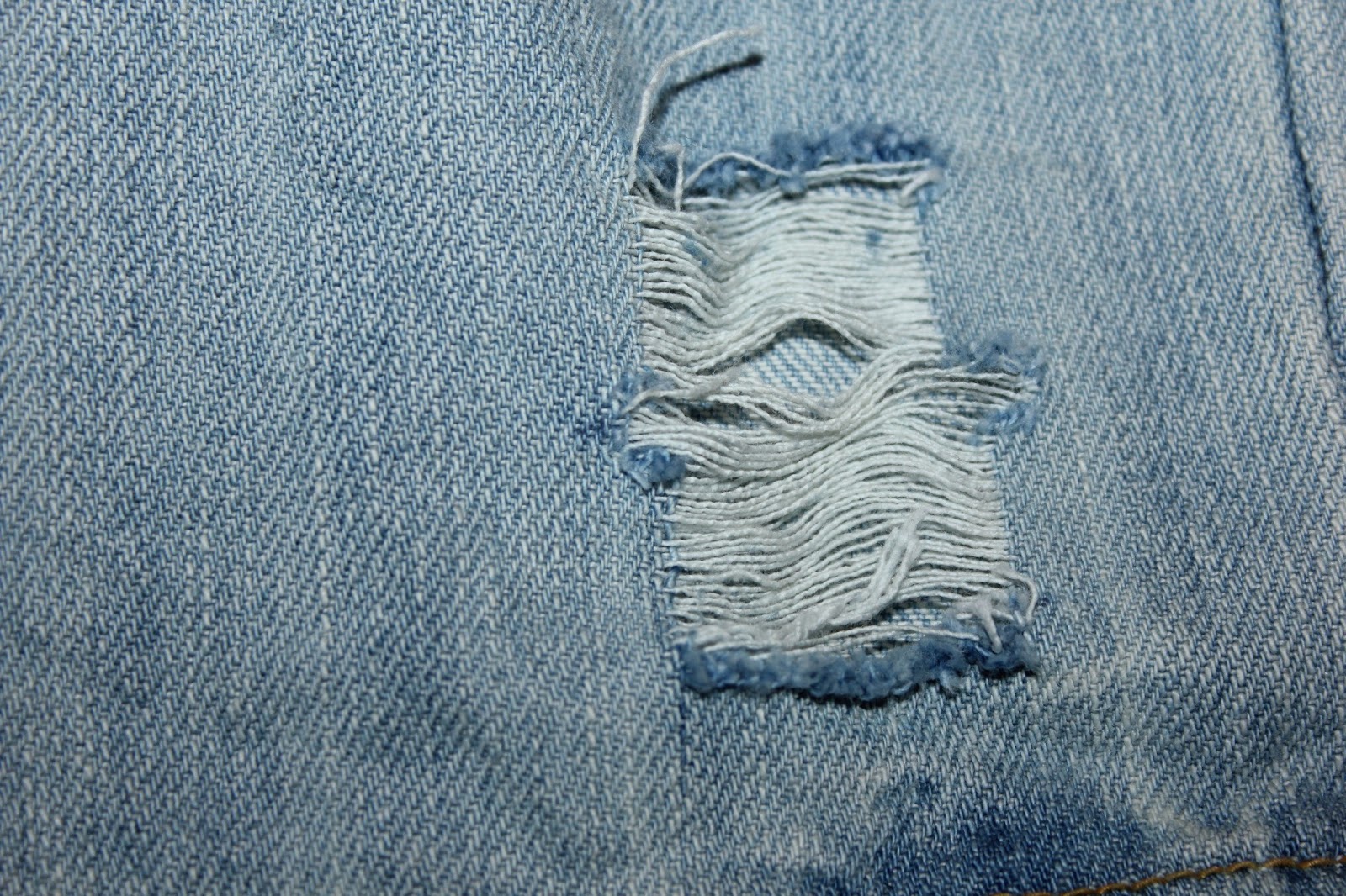 Как зашить джинсы